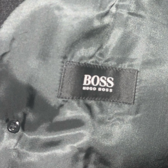 HUGO BOSS  wool coat in 46 L - Picture 3 of 11